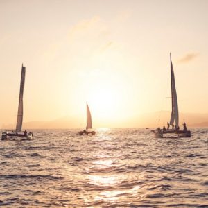 3-boats-sunset-1-840×560