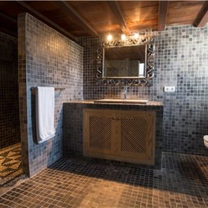 MezzaninebathroomSM-840×560