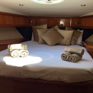 Camargue 50 – bedroom 1